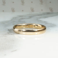 Glossy Gold Comfort Fit Wedding Band