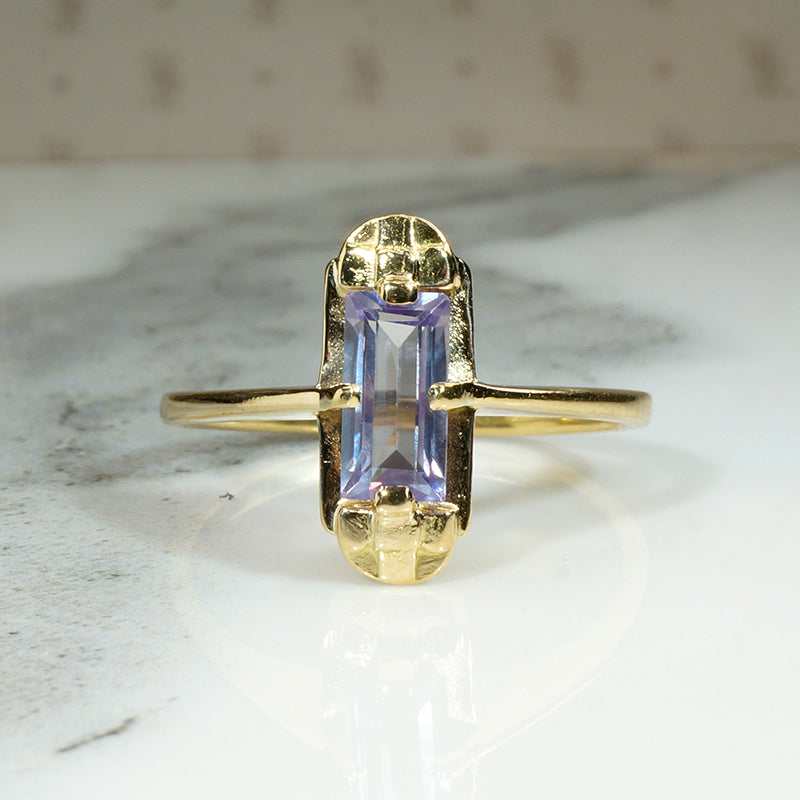 Russian Color Change Corundum 18k Ring
