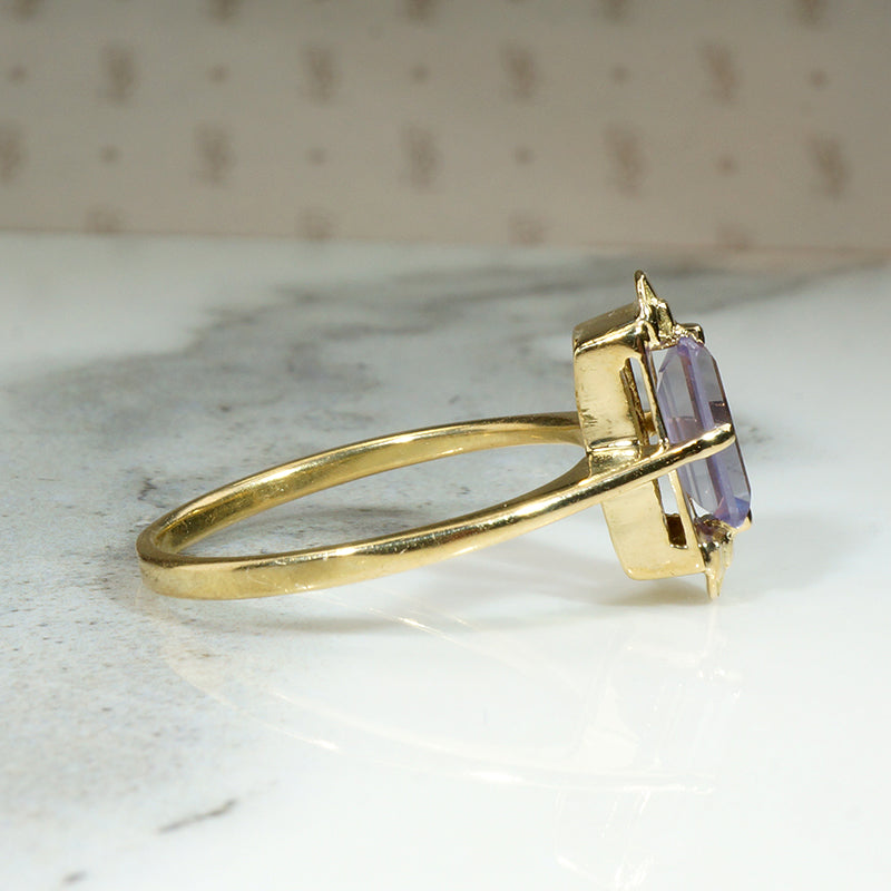 Russian Color Change Corundum 18k Ring