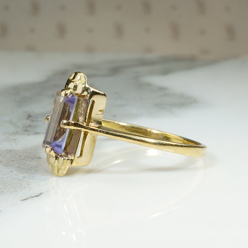 Russian Color Change Corundum 18k Ring