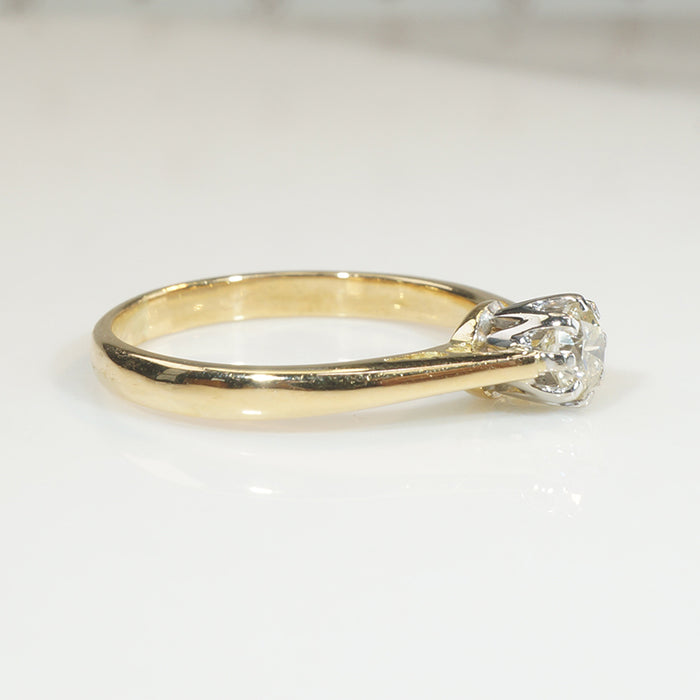 Ideal English Diamond Solitaire in 18ct Gold