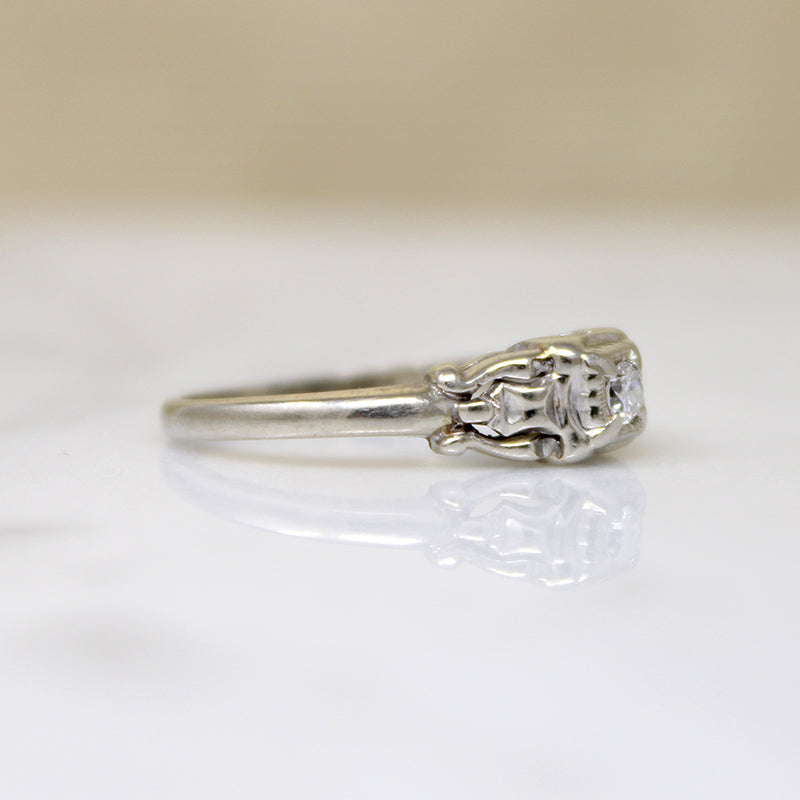 Pretty & Practical White Gold & Diamond Ring
