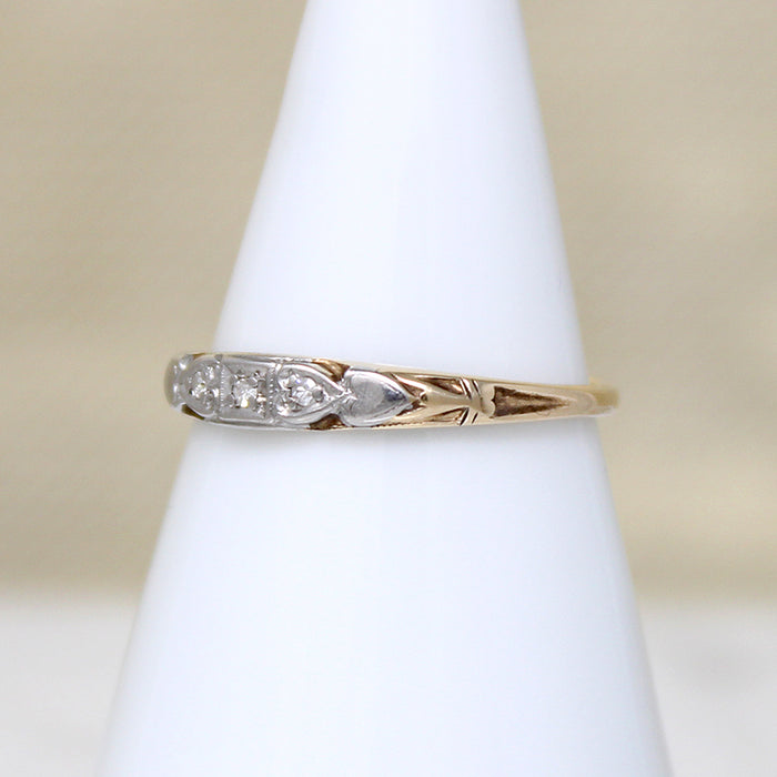 Sweet Heart Two-Tone Diamond Band
