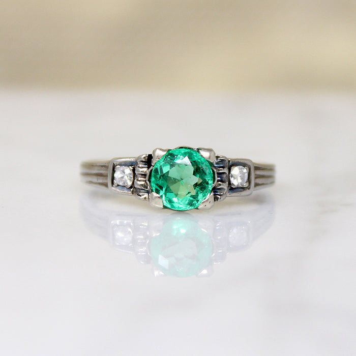 I&Z Radiant Emerald & Diamond Retro Ring