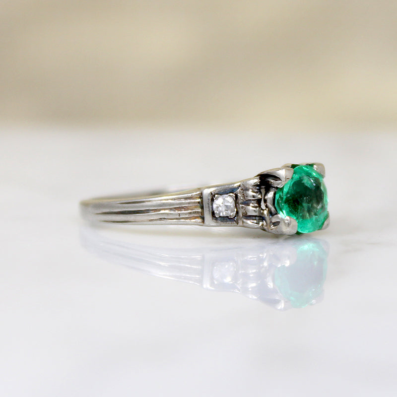 I&Z Radiant Emerald & Diamond Retro Ring