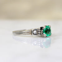 I&Z Radiant Emerald & Diamond Retro Ring