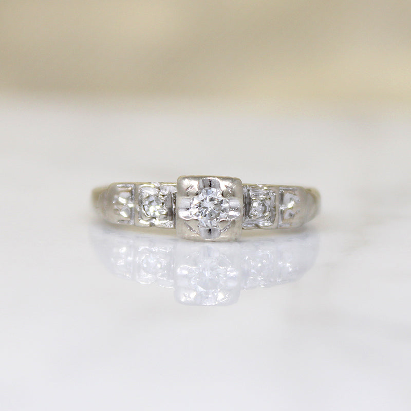 Sweet Diamond & White Gold Ring with Engraved Flowers