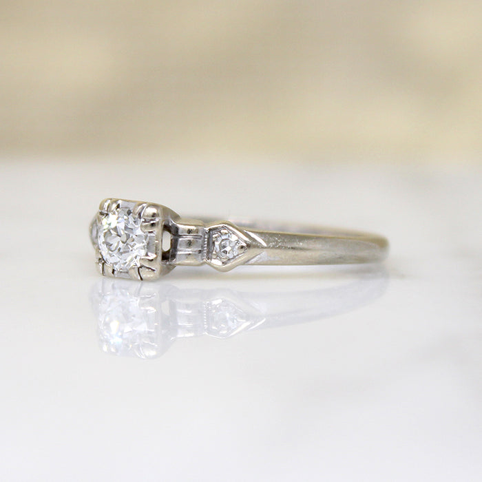 Pretty Retro 18k White Gold & Diamond Engagement Ring