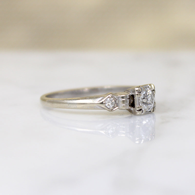 Pretty Retro 18k White Gold & Diamond Engagement Ring