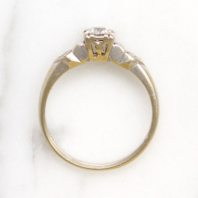 Pretty Retro 18k White Gold & Diamond Engagement Ring