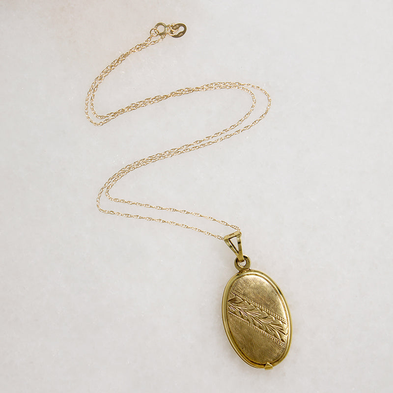 Engraved Gold Swivel Locket from UnoAErre