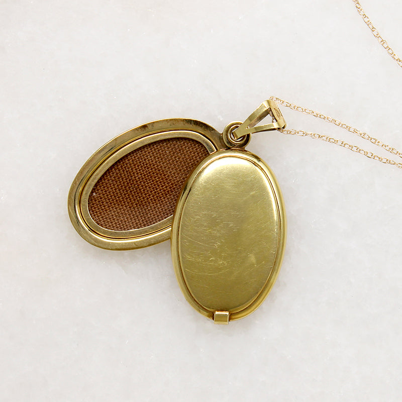 Engraved Gold Swivel Locket from UnoAErre