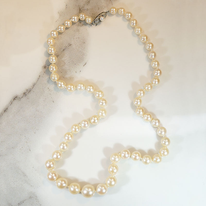 Princess Length Graduated Pearl Necklace with Silver Clasp