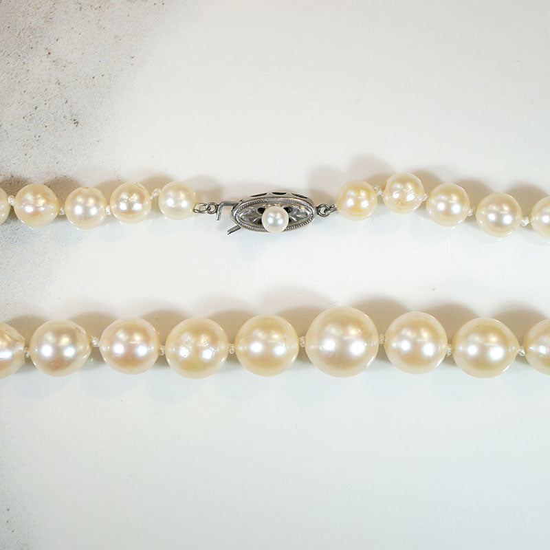 Princess Length Graduated Pearl Necklace with Silver Clasp