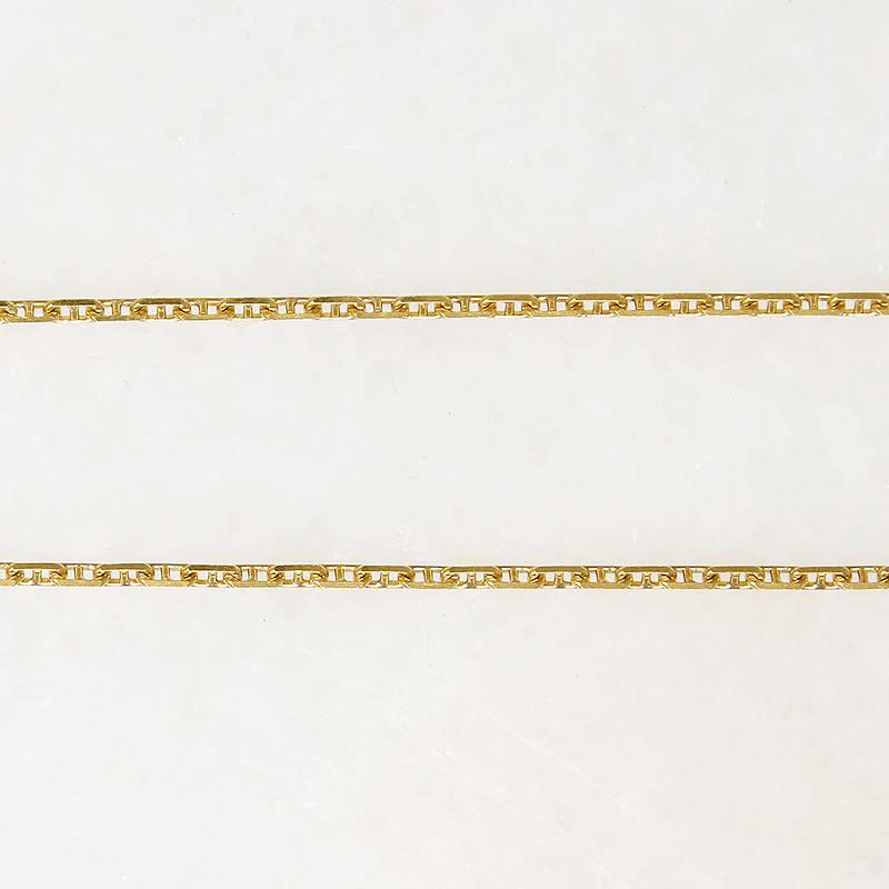 Fine Gauge Anchor Chain in Luxe 18k Gold