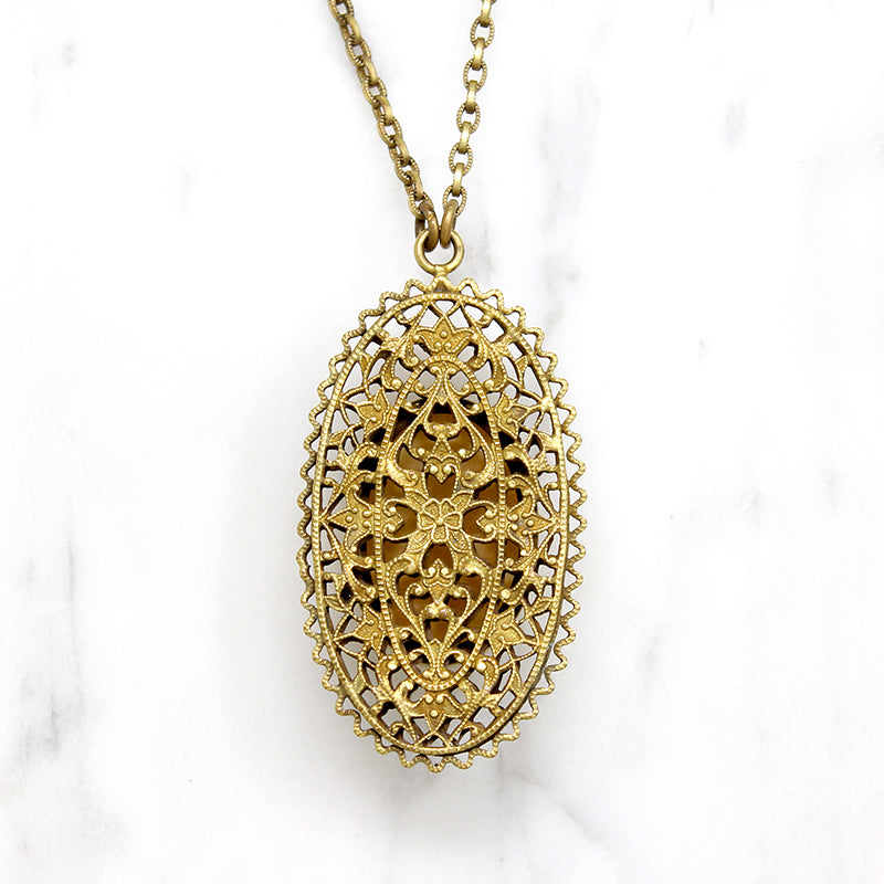 Buttery Yellow Glass & Brass Deco Era Necklace