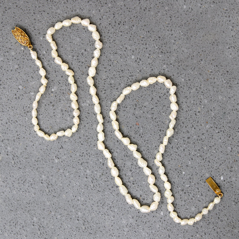 Light Rice Krispie Pearl Necklace