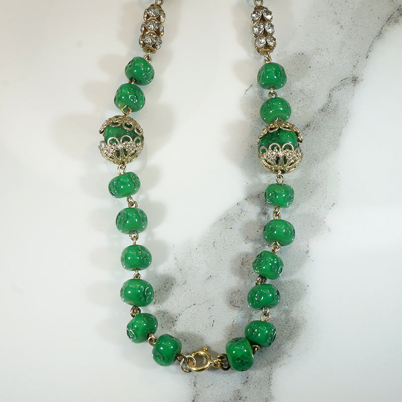 The Fascinating Vamp's Arsenic Green Beaded Sautoir
