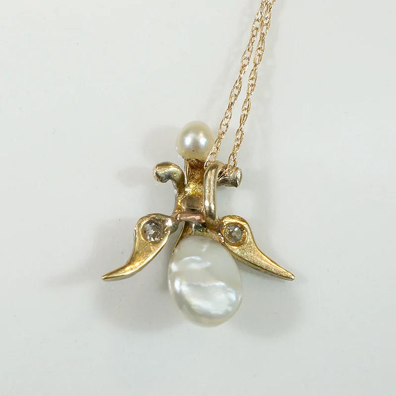 Dreamy Baroque Pearl Pendant in Platinum, Gold & Diamonds