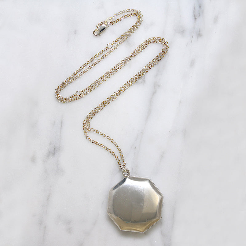 Delightful Edwardian Sterling Silver Octagon Locket