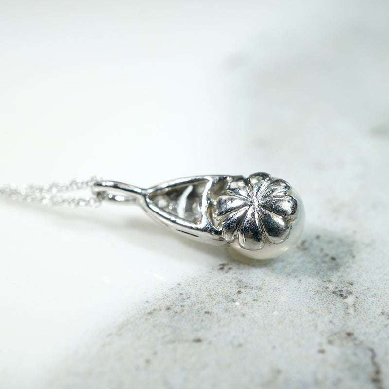 Victorian Diamond & Platinum Pendant with Silvery Pearl