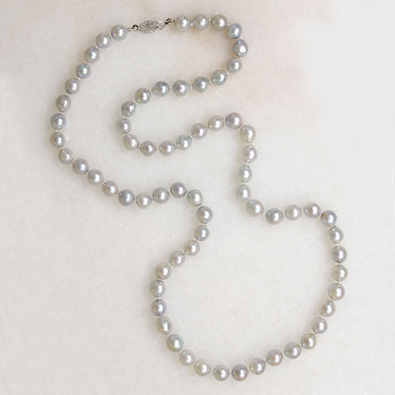 Bewitching Silver Pearl Necklace with White Gold Clasp