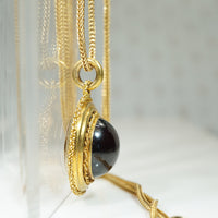 Luscious Garnet Carbuncle 18k Gold Locket