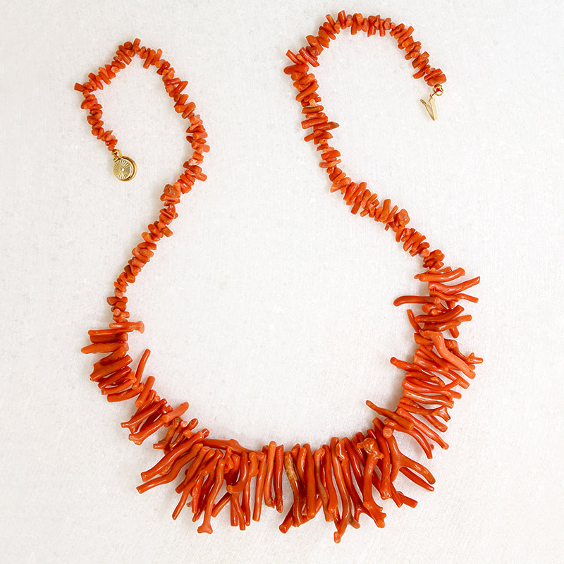 Fierce 1920s Branch Coral Bead Necklace