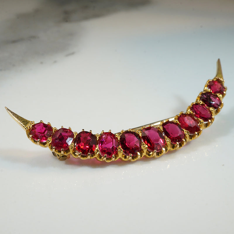 Red Moon Spinel & 15ct Gold Crescent Brooch