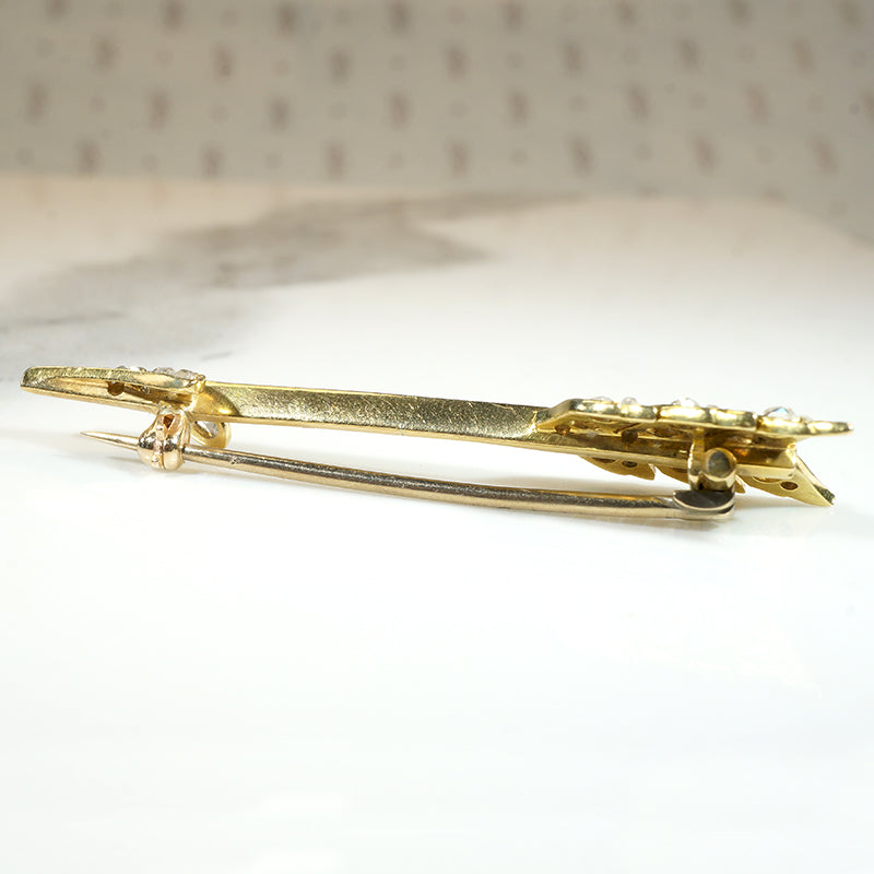 Bewitching Gold & Rose Cut Diamond Arrow Brooch