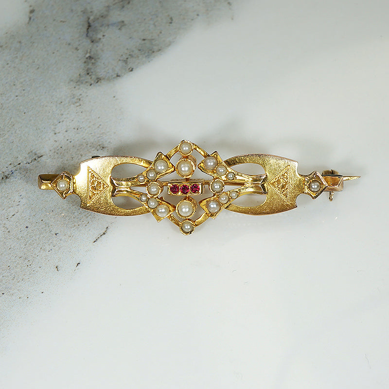 Charming Victorian Gold Brooch with Garnets & Pearls
