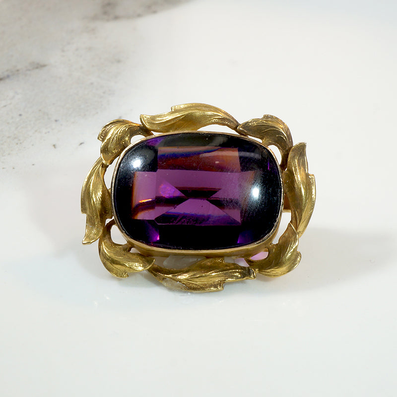 Opulent Buff Top Cut Amethyst in Foliate Gold Brooch
