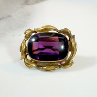 Opulent Buff Top Cut Amethyst in Foliate Gold Brooch