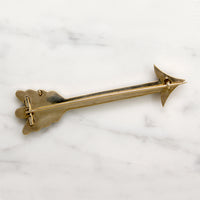 Scottish Pebble Arrow Brooch in 15ct Gold