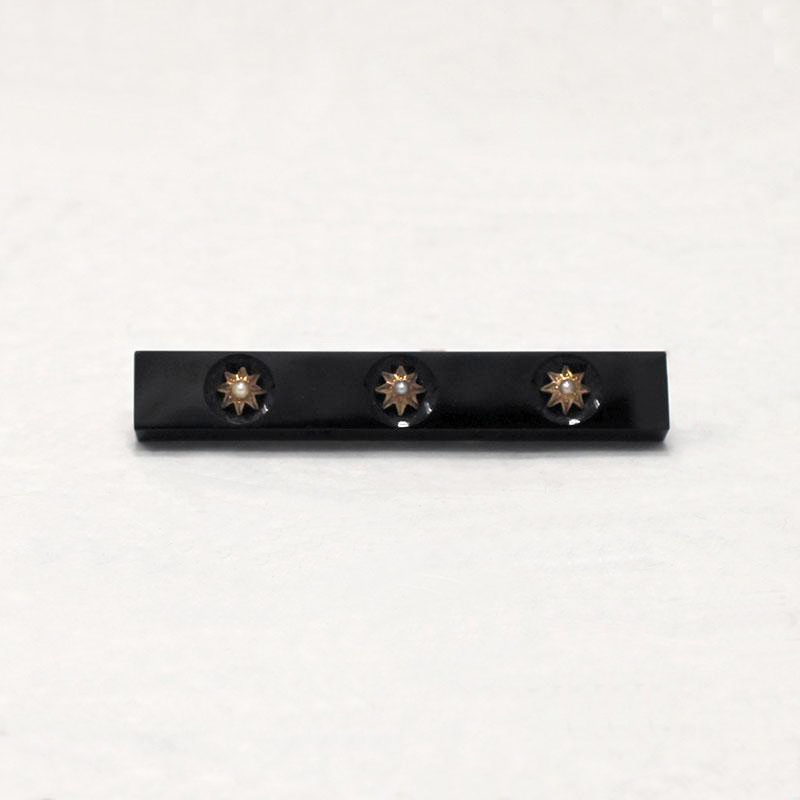 Graphic Onyx Gold & Pearl Victorian Brooch