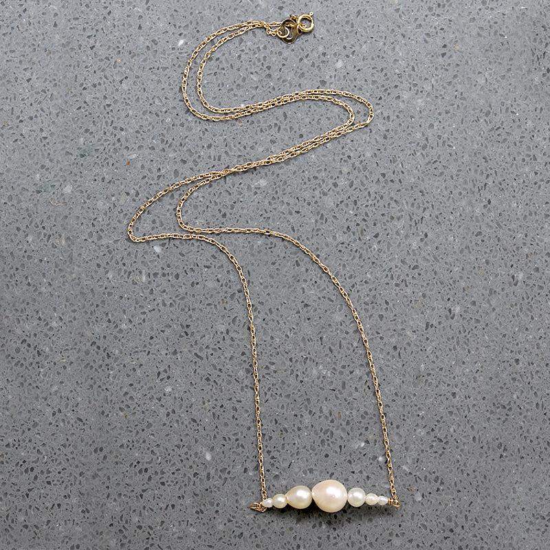 Glowing Pearl & Gold Arc Necklace by brunet