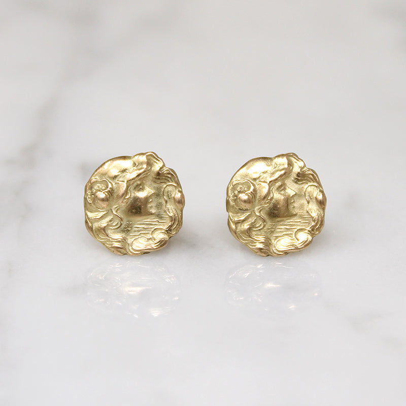 Art Nouveau Motif 14k Gold Stud Earrings
