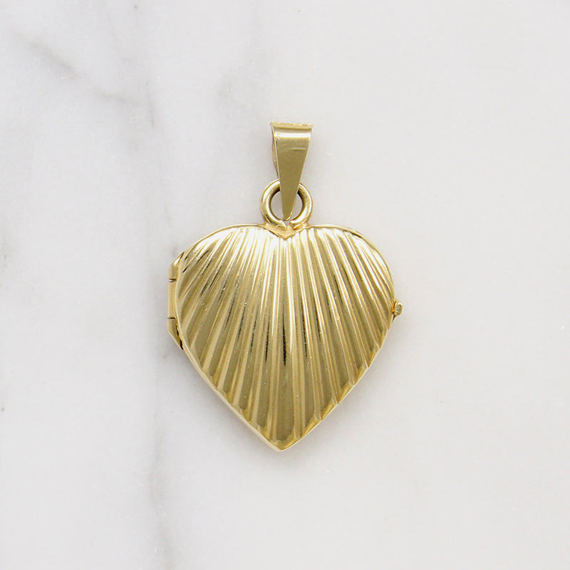 Sweet Heart 14k Gold Locket