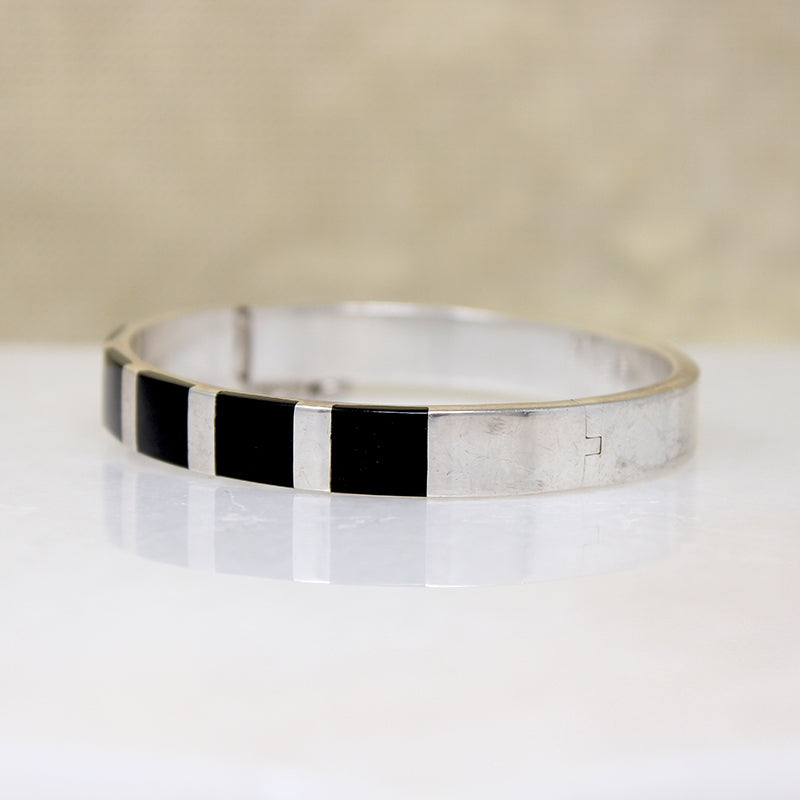 Onyx Inlay in Sterling Silver Hinged Bangle