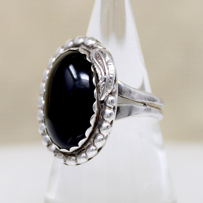 Onyx Cabochon in Handome Sterling Silver Ring