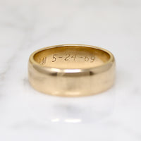 Striking Size 9 14k Gold Wedding Band
