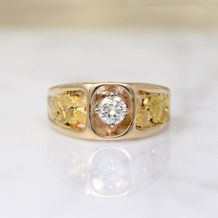 Swanky Gold Nugget Signet Ring with Diamond