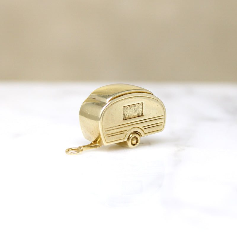 Adorable 14k Gold Retro Camper Charm