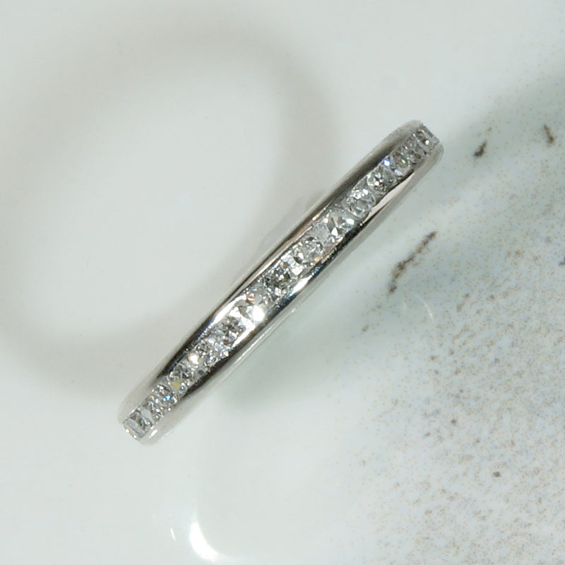 Sparkling 1920s Diamond & Platinum Eternity Band