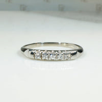 Slim Five Diamond Retro Band in White Gold