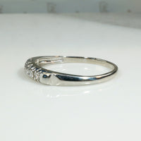 Slim Five Diamond Retro Band in White Gold