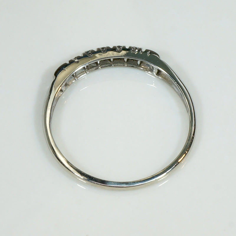 Slim Five Diamond Retro Band in White Gold