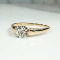 Classic Two-Tone Solitaire with Pale Yellow Diamond