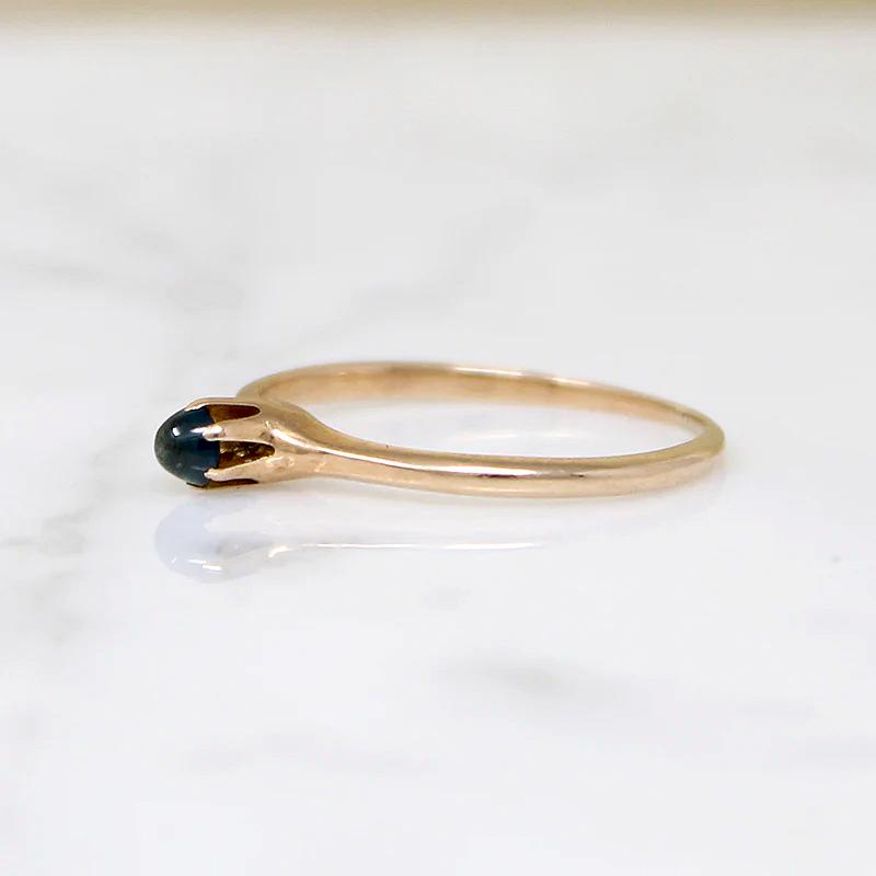 Dainty Sapphire Cabochon in Edwardian Solitaire Ring