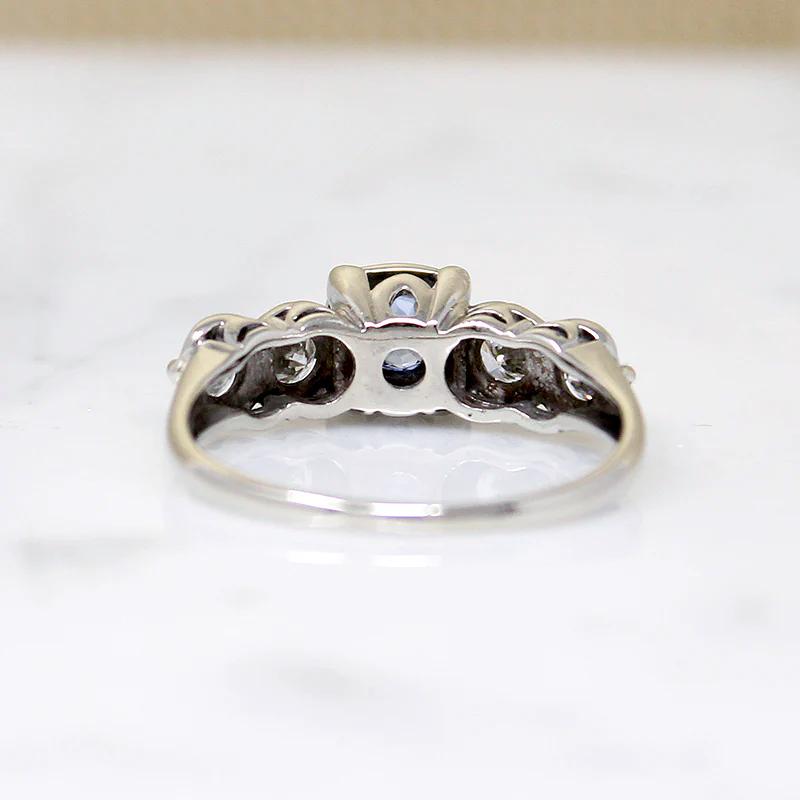 Cornflower Blue Sapphire & Diamond Engagement Ring